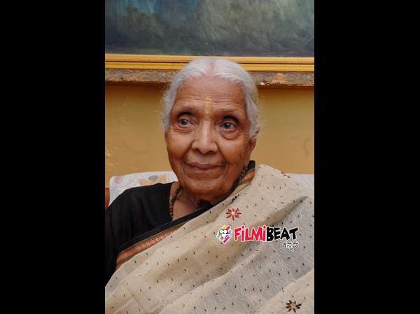 Kannada First Talkie Film Bhakta Dhruva Actress K S Padmadevi Passes Away Kannada First Talkie Film Bhakta Dhruva Actress K S Padmadevi Passes Away