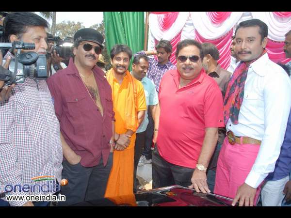 ಕಲಾವಿದರಿಗೆ ಒಬ್ಬರು ನಾಯಕ ಬೇಕು.!