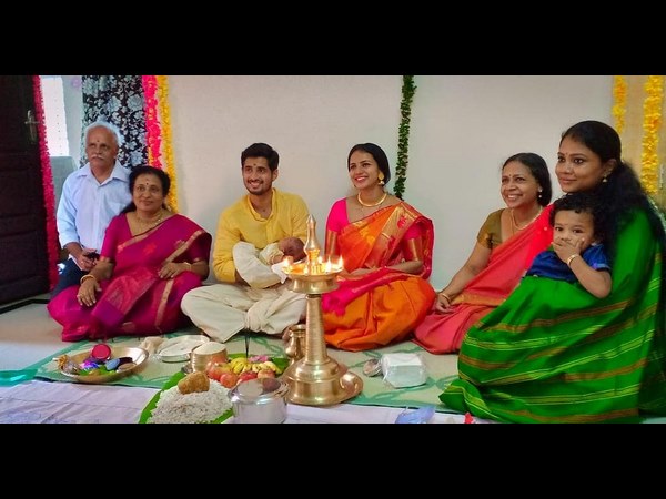 ಸಂಭ್ರಮದಲ್ಲಿ ಶ್ರುತಿ ಕುಟುಂಬ