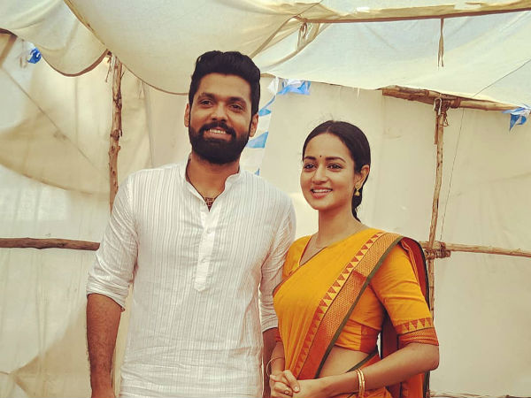 Actress Shanvi Srivastava Wishes For Kannada Rajyotsava Actress Shanvi Srivastava Wishes For Kannada Rajyotsava