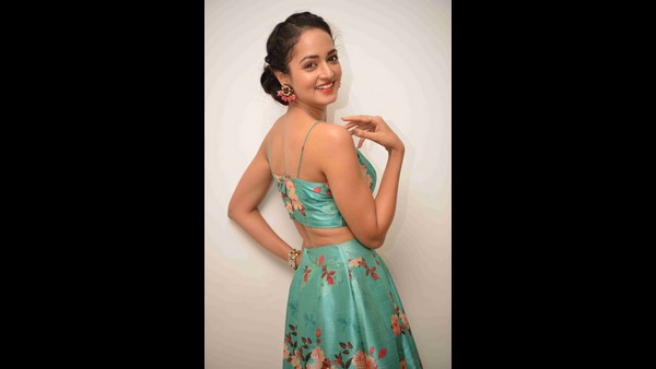 ಶಾನ್ವಿ ಶ್ರೀವಾಸ್ತವ್ ಸಂಭಾವನೆ 20 ರಿಂದ 25 ಲಕ್ಷ