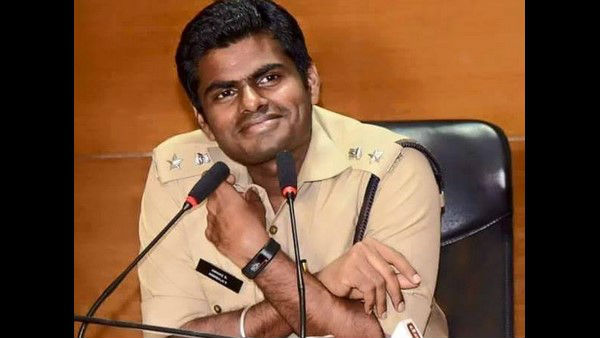 ಒಂದು ರೂಪಾಯಿ ಸಂಭಾವನೆ