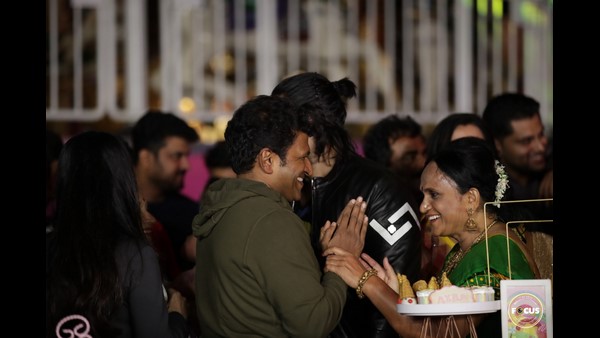 ಯಶ್ ತಾಯಿಗೆ ಪುನೀತ್ ನಮಸ್ಕಾರ