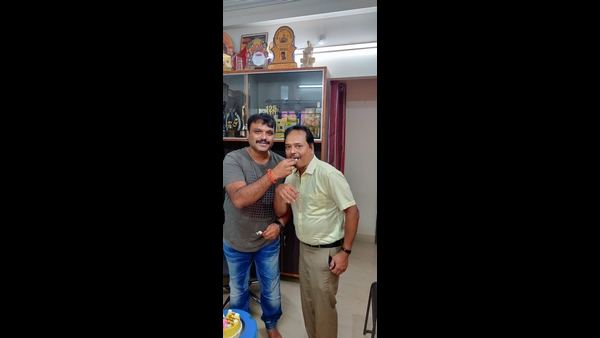 ಶ್ರೀಧರ್ ಗೆ ಸಂಭ್ರಮದ ಜನ್ಮದಿನಾಚರಣೆ