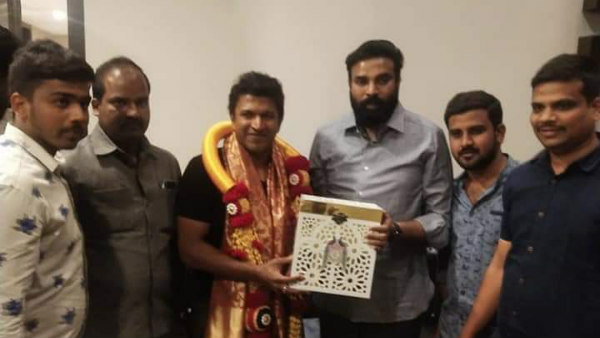 Sriramulu Invited To Sudeep And Puneeth For His Daughter Marriage Sriramulu Invited To Sudeep And Puneeth For His Daughter Marriage