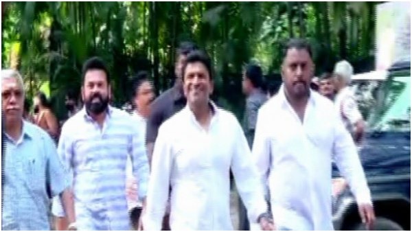 ನಿಶ್ಚಿತಾರ್ಥ ಸಂಭ್ರಮದಲ್ಲಿ ಪವರ್ ಸ್ಟಾರ್