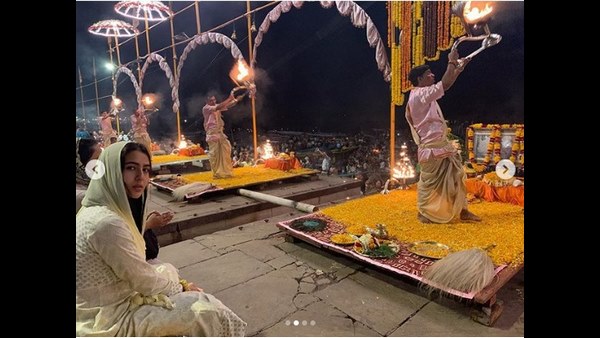ಗಂಗಾರತಿ ದರ್ಶನ ಮಾಡಿದ ಸಾರಾ ಅಲಿ ಖಾನ್