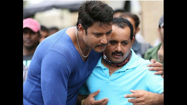 ಸಾಮಾಜಿಕ ಕಾರ್ಯಗಳಲ್ಲಿ ತೊಡಗಿಸಿಕೊಂಡಿರುವ ದರ್ಶನ್