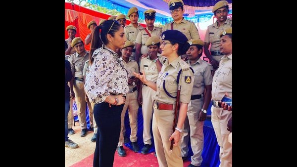 ಹೊರಗೆ ಓಡೇಡಬೇಡಿ: ರಾಗಿಣಿ ಸಂದೇಶ