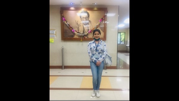 ನರ್ಸಿಂಗ್ ಪದವಿ ಪಡೆದಿದ್ದಾರೆ