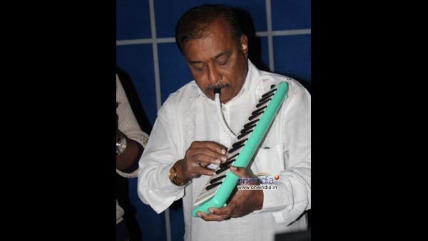 ಬಾಯ್ ಬಾಯ್ ಕೊರೊನಾ ಹಾಡು