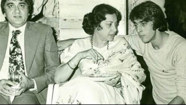 ಅಮ್ಮ ನರ್ಗಿಸ್ ಸಾವು