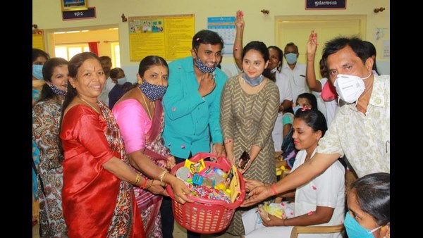 ನರ್ಸ್ ಭಾರತಿ ಅವರಿಗೆ ಸನ್ಮಾನ
