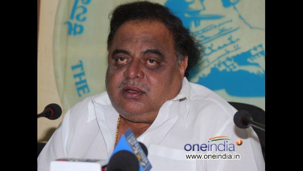 ನಮ್ಮಲ್ಲಿ ಯಾರಿದ್ದಾರೆ?
