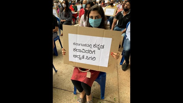 ಡಬ್ಬಿಂಗ್ಗೆ ಕಡಿವಾಣ ಹಾಕಿ