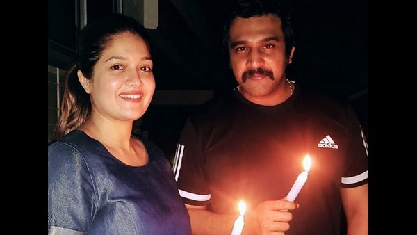 ನಗುತಲಿರು ಹಾಡು...
