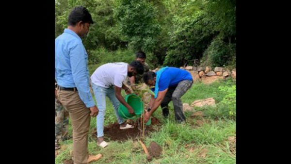 ಕೆಲ ಕಾಲ ಸುತ್ತಾಟ ಸಹ ನಡೆಸಿದ್ದಾರೆ