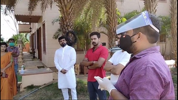 ಒಂದು ತಿಂಗಳಿಗಾಗುವಷ್ಟು ಎಪಿಸೋಡ್ಗಳಿವೆ!