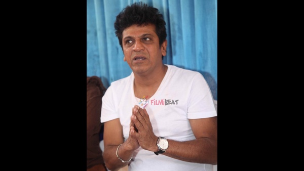 ಮನೆಯಲ್ಲಿರುವ ದಿನಗಳೆಲ್ಲ ಕತೆ ಕೇಳುವುದರಲ್ಲೇ ಕಳೆಯಿತೇ?