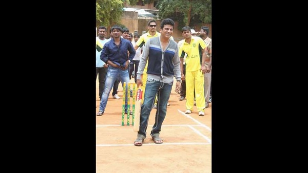 ಶಿವಣ್ಣನಿಗೆ ಕ್ರಿಕೆಟ್ ಅಚ್ಚು-ಮೆಚ್ಚು