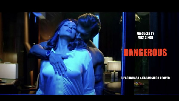 Bipash Basu having cardiac arrest when she had to kiss R Madhavan Bipash Basu having cardiac arrest when she had to kiss R Madhavan