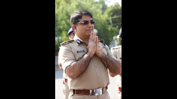 'ಕಲಾ ಪ್ರೇಮಕ್ಕೆ ಸದಾ ವಂದನೆಗಳು'
