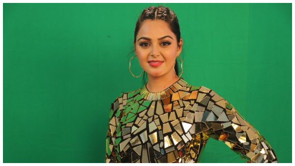 ನಟಿ ಮೋನಲ್ ಗುಜ್ಜರ್ ಮೊದಲ ಸ್ಪರ್ಧಿ
