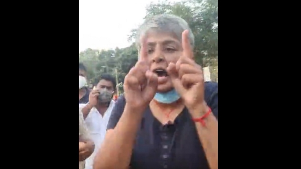 ನಿನ್ನನ್ನು ಹೊಡೆಯದೇ ಇರಲಾಗುತ್ತದೆಯೇ? ಮಹಿಳೆ ಪ್ರಶ್ನೆ