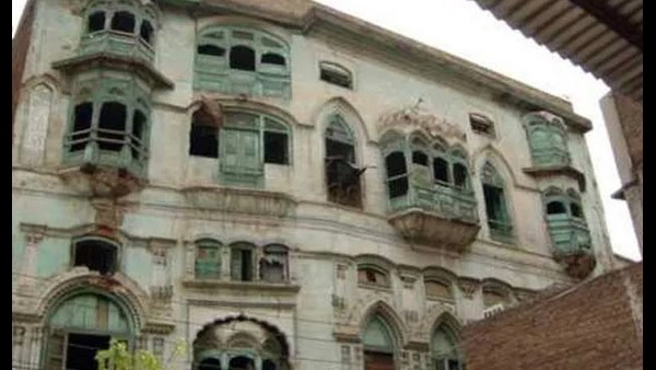 200 ಕೋಟಿ ಬೇಡಿಕೆ ಇಟ್ಟಿರುವ ಈಗಿನ ಮಾಲೀಕ