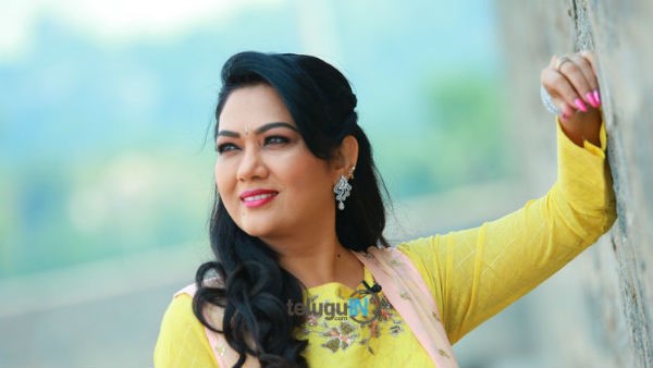 250ಕ್ಕು ಅಧಿಕ ಚಿತ್ರಗಳಲ್ಲಿ ನಟನೆ