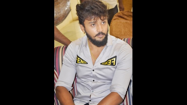 ರಾತ್ರಿ ಸಫಾರಿ ಅಲ್ಲ ಎಂದ ಧನ್ವೀರ್