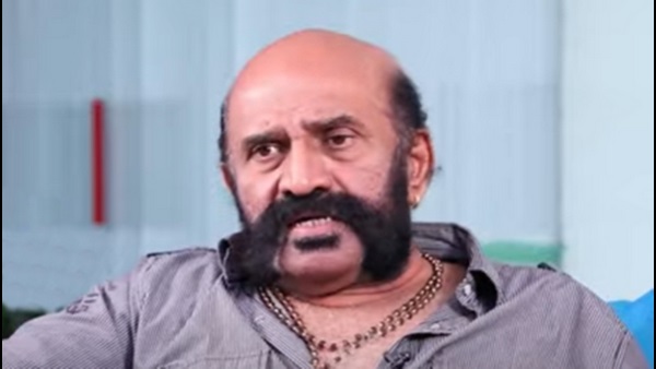 ಕೈ ಮುಗಿದು, ಮಂಡಿಯೂರಿ ಕ್ಷಮೆ ಯಾಚನೆ