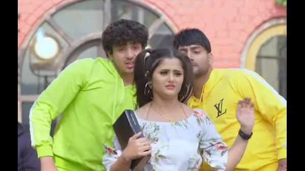 ಮೋಟೋ ಹಾಡು