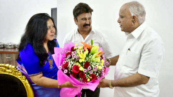 ಮಗಳ ಮದುವೆ ಆರತಕ್ಷತೆಗೆ ಗಣ್ಯರಿಗೆ ಆಹ್ವಾನ