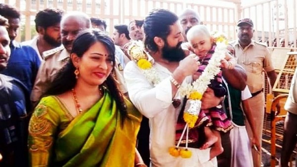 ನಂಜುಂಡೇಶ್ವರ ಸನ್ನಿಧಿಯಲ್ಲಿ ಮಗಳ ಮುಡಿ ಕೊಡಿಸಿದ್ದ ಯಶ್ ದಂಪತಿ