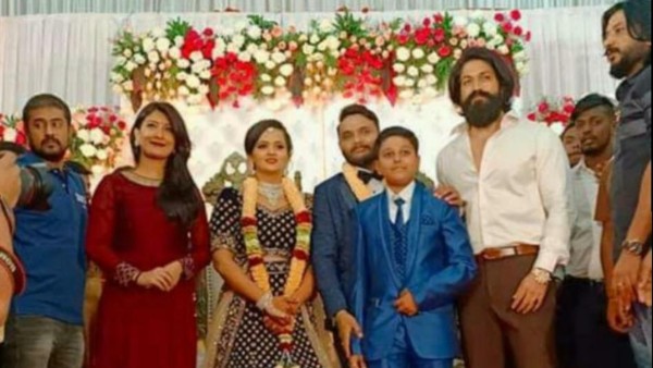 ಕೆಂಪು ಬಣ್ಣದ ಗೌನ್ ನಲ್ಲಿ ರಾಧಿಕಾ ಮಿಂಚಿಂಗ್