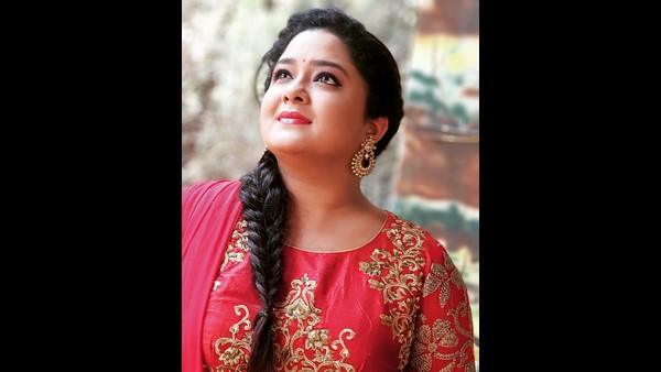 ಡಬ್ಬಿಂಗ್ ಧಾರಾವಾಹಿ ಮತ್ತು ಸಿನಿಮಾಗಳಲ್ಲಿ ಸಾಹಿತ್ಯ ಮತ್ತು ವಾಕ್ಯಗಳು ತಪ್ಪಾಗಿ ಇರುತ್ತೆ ಏನು ಹೇಳುತ್ತೀರಿ?