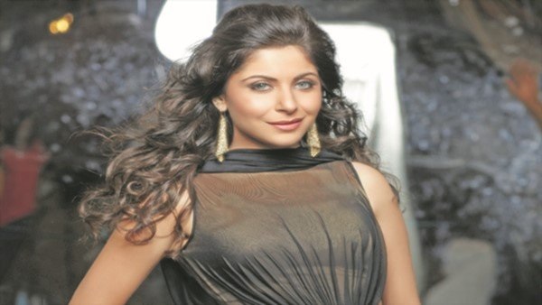 ಪಾರ್ಟಿಯಲ್ಲಿ ಭಾಗಿಯಾಗಿ ಗೊಂದಲ ಸೃಷ್ಟಿಸಿದ್ದ ಕನಿಕಾ