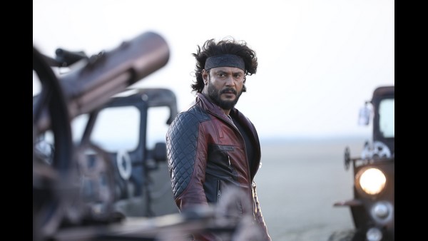 ಸಮ್ಮನೆ ಕಥೆನೂ ಕೇಳಲ್ಲ