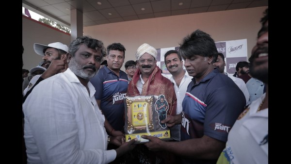 Duniya Vijay Fans Organizing Salaga Cup All Over Karnataka Duniya Vijay Fans Organizing Salaga Cup All Over Karnataka