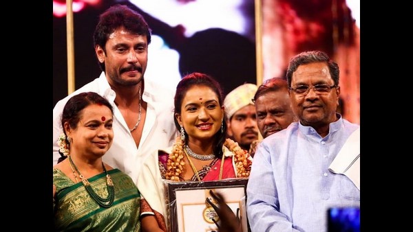 ನಿರ್ಮಲಾ ರಾಜ್ಯ ಪ್ರಶಸ್ತಿ ಗೆದ್ದು ಬಗೆ...