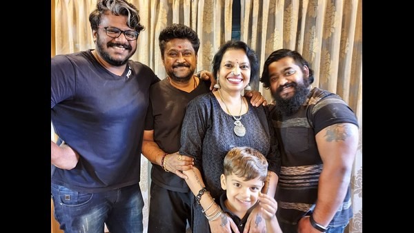ರಾಮಲಕ್ಷ್ಮಣರಂತೆ ಇದ್ದಾರೆ
