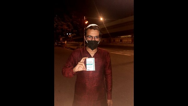 ರೆಮ್ಡೆಸಿವಿರ್ ಔಷಧ ವಿತರಣೆ ಮಾಡಿದ್ದ ಚಿತ್ರಗಳನ್ನು ಸಲ್ಲಿಸಲಾಗಿದೆ
