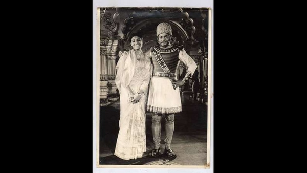 ಮಕ್ಕಳಿಗೆ ತಂದೆ ಬೇಕಿತ್ತು
