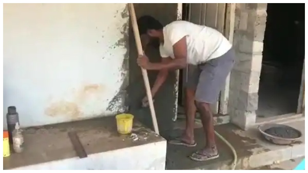 ತೋಟದ ಮನೆಯಲ್ಲಿ ಕೆಲಸ ಮಾಡುತ್ತಿರುವ ನಟ