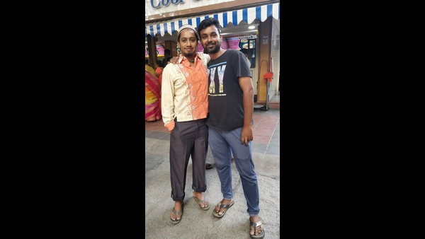 ''ವಿಜಯ್ ಕಾರು ಮಾರಿದ್ದು ಆರ್ಥಿಕ ಮುಗ್ಗಟ್ಟಿನಿಂದ ಅಲ್ಲ''