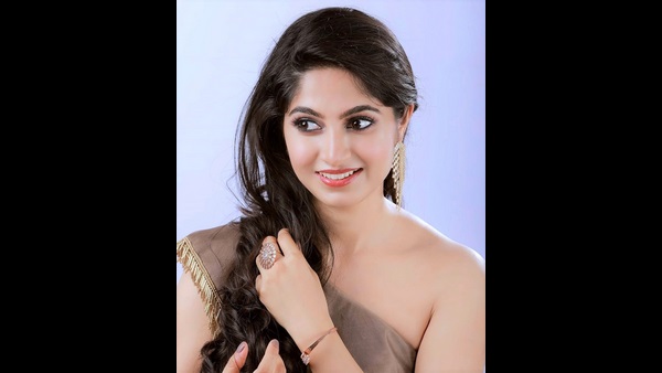ಚೇತನ್ ಅಹಿಂಸ ಜೊತೆಯಲ್ಲಿ ದ್ವಿಭಾಷಾ ಸಿನಿಮಾ