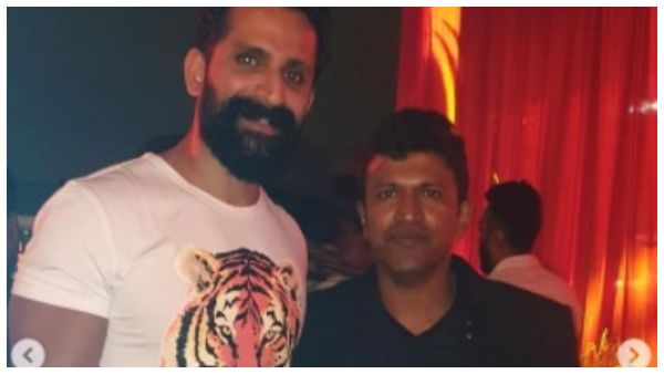 ರಾಜ್ಕುಮಾರ್ ಸಿನಿಮಾಗಳ ಉಡುಗೊರೆ ಪಡೆದಿರುವ ಜಾನ್