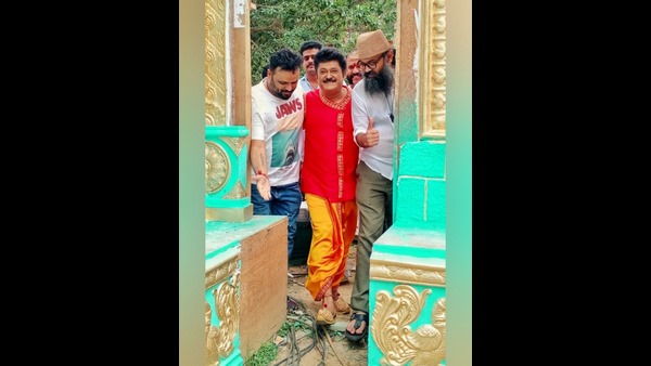 ವಿಖ್ಯಾತ್ ಪ್ರೊಡಕ್ಷನ್ನಲ್ಲಿ ನಿರ್ಮಾಣ