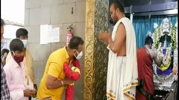 ಉಮಾಪತಿಯೂ ತಿರುಪತಿಗೆ ಹೋಗಿದ್ದರು